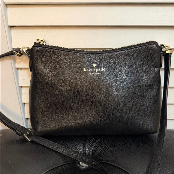 Kate Spade Black Pebbled Leather Crossbody | Gold Hardware | Small Bag - Picture 2 of 6